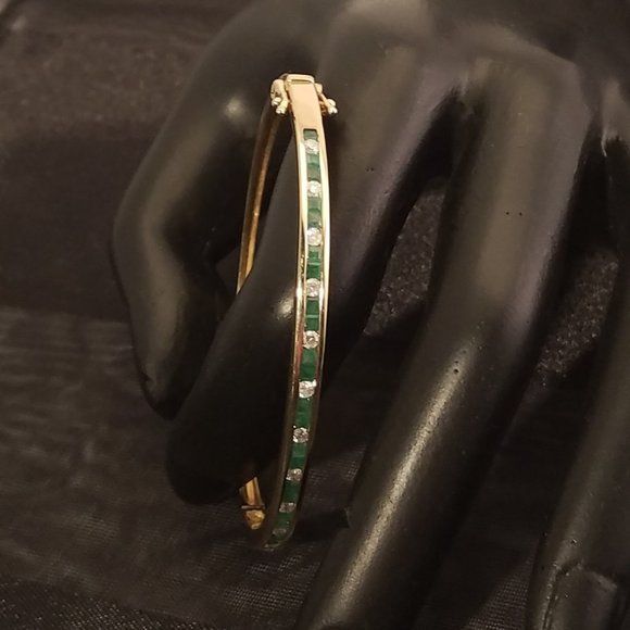14K Gold Diamond and Emerald Bangle Bracelet - make an offer - Picture 10 of 15